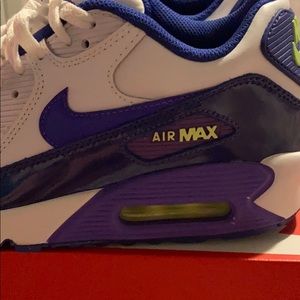 Nike Kid's Air Max 90 LTR GS, White/Youth Size 6